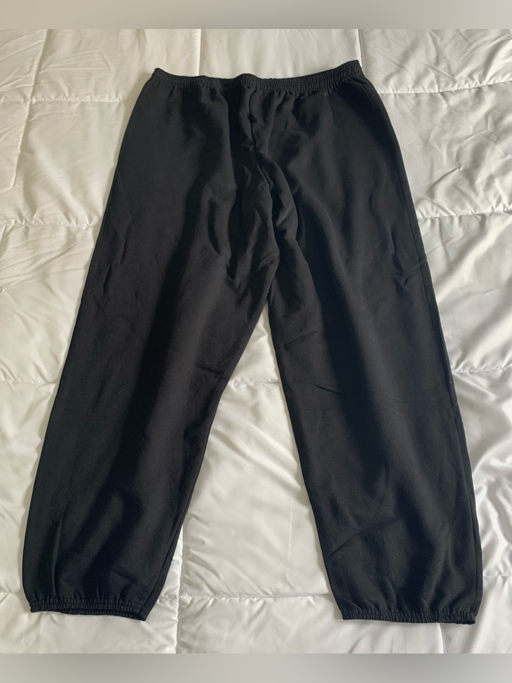 New in package HANES track pants size XL